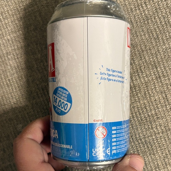 Funko Soda Captain America Figure with Red and Blue - Picture 2 of 6